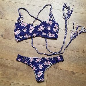 Acacia island orchid top and bottom